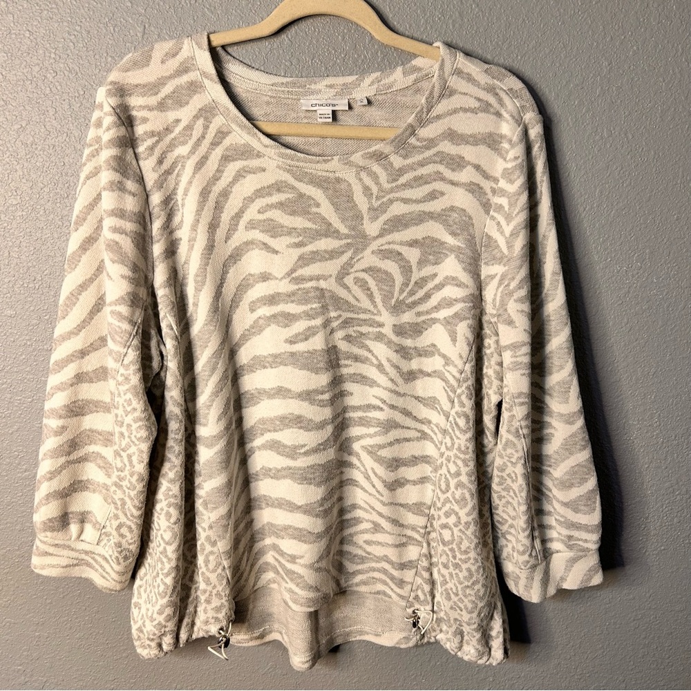 Chicos Women’s Animal Print White Gray 3/4 Sleeve‎ Pullover Sweater Size XL